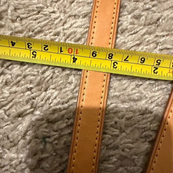 Louis Vuitton bucket bag straps B43 - Picture 5 of 8